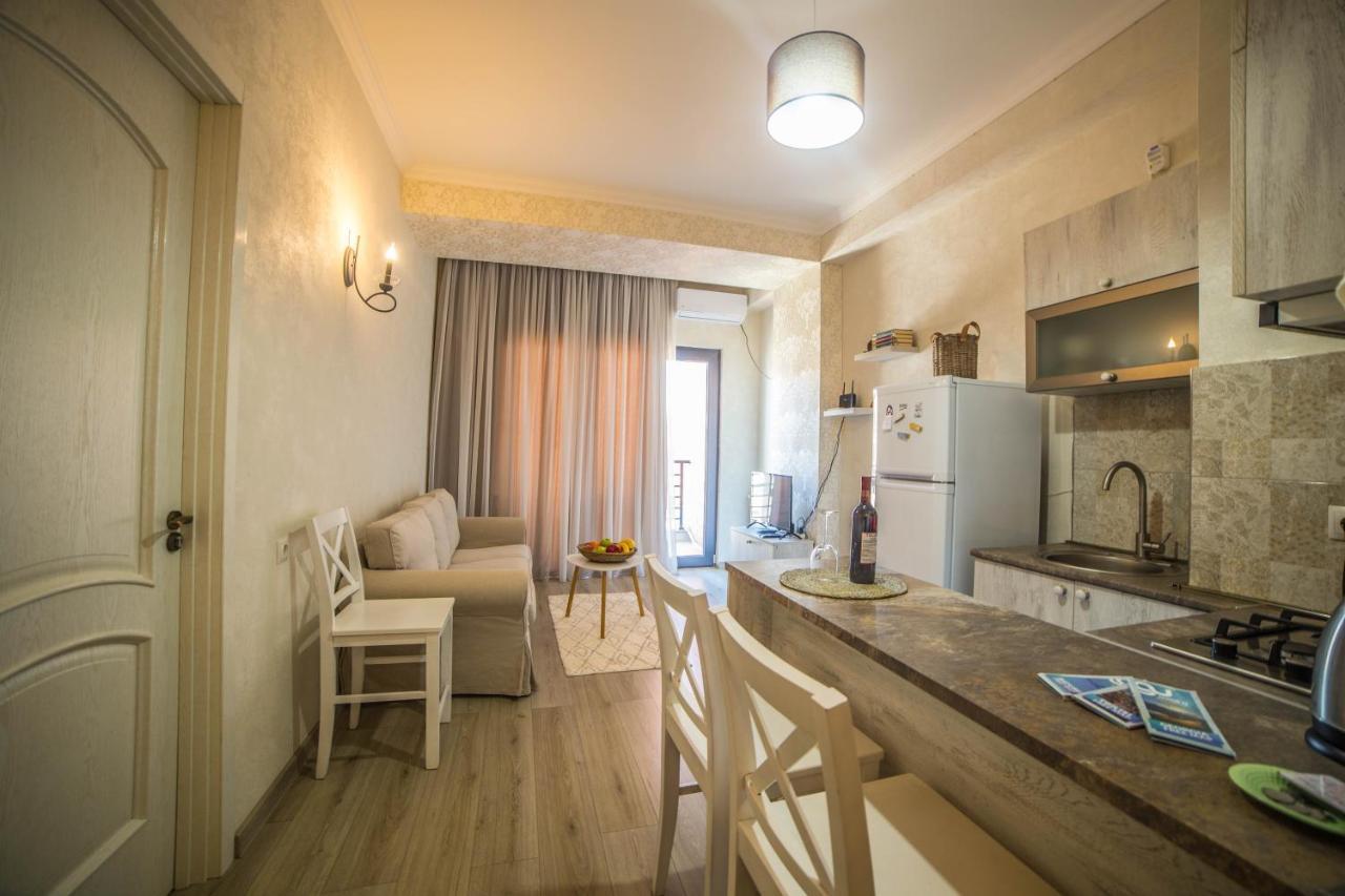 Comfy Apartment Tbilisi ภายนอก รูปภาพ