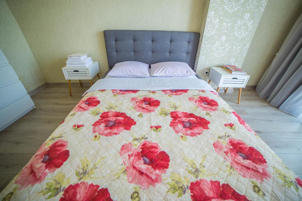 Comfy Apartment Tbilisi ภายนอก รูปภาพ