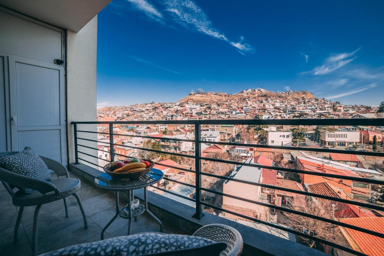 Comfy Apartment Tbilisi ภายนอก รูปภาพ