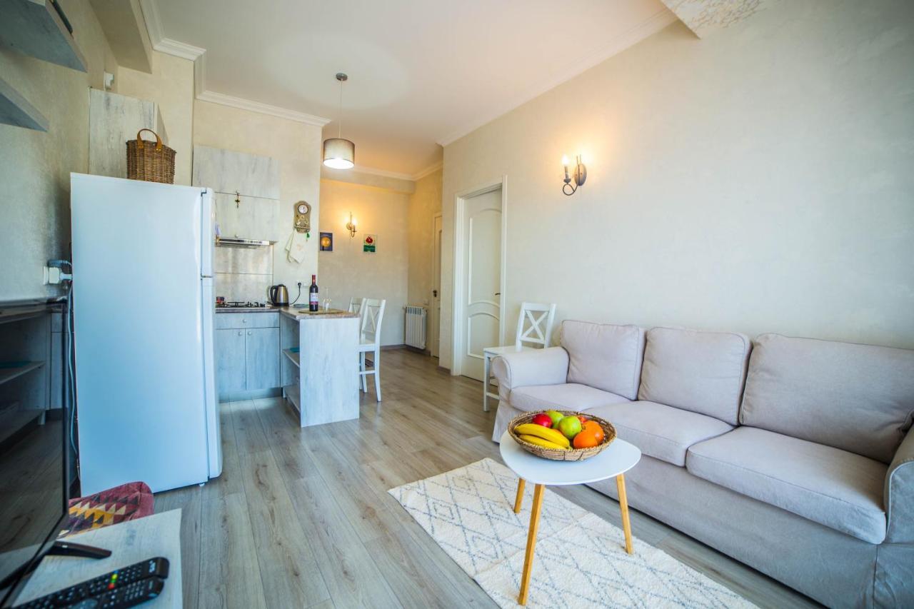 Comfy Apartment Tbilisi ภายนอก รูปภาพ